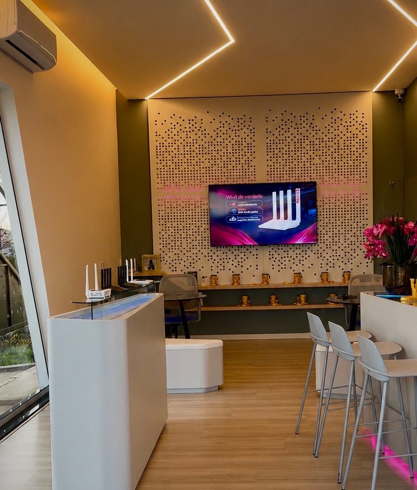 Render do balcão de atendimento e área de exposição