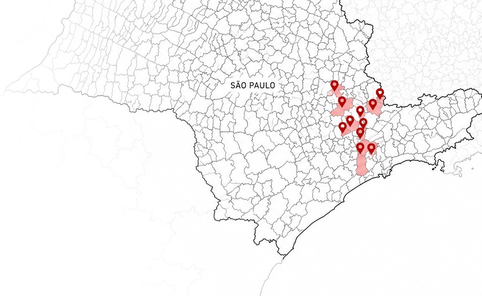 Mapa do estado de São Paulo com as cidades onde o escritório desenvolveu projetos